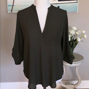 Lush olive flowy blouse
